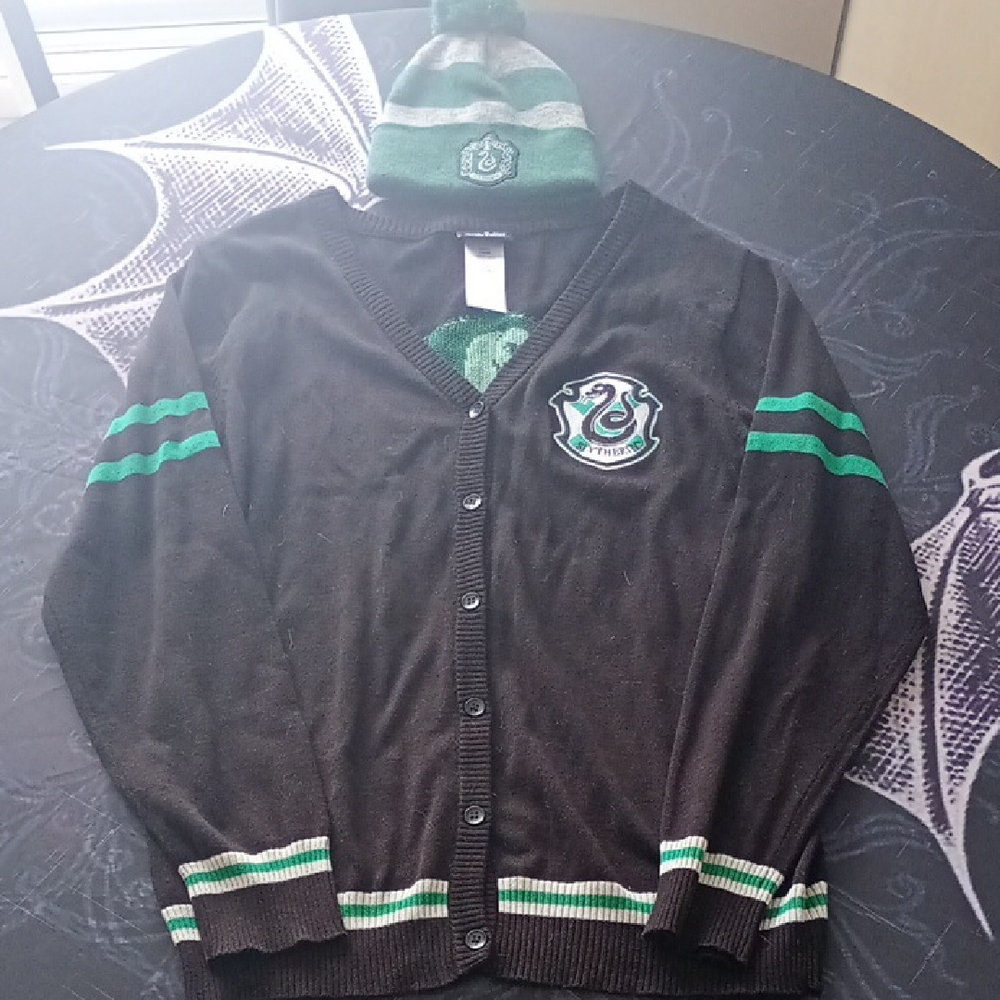Slyrherin Black and Green Women's Cardigan